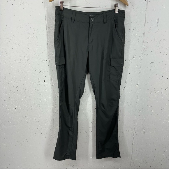 Columbia Women's 10 Cloverdale Omni Shield Advanced Repellency Gray Cargo Pants - Picture 2 of 13